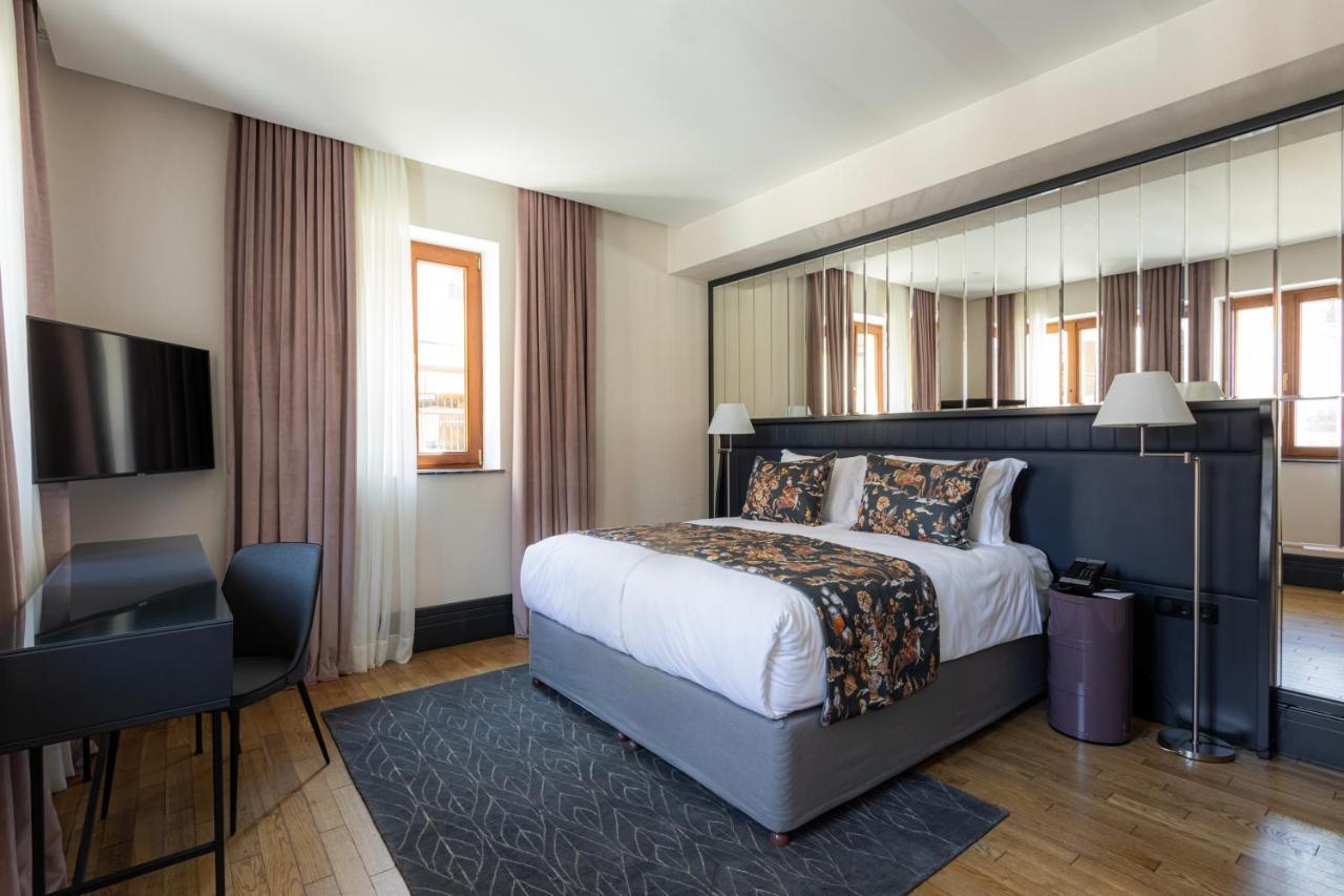 Puris Moedani Boutique Hotel Tiflis Habitación foto
